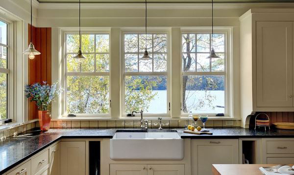 Mẫu cửa sổ nhà bếp đẹp giúp không gian thoáng đãng